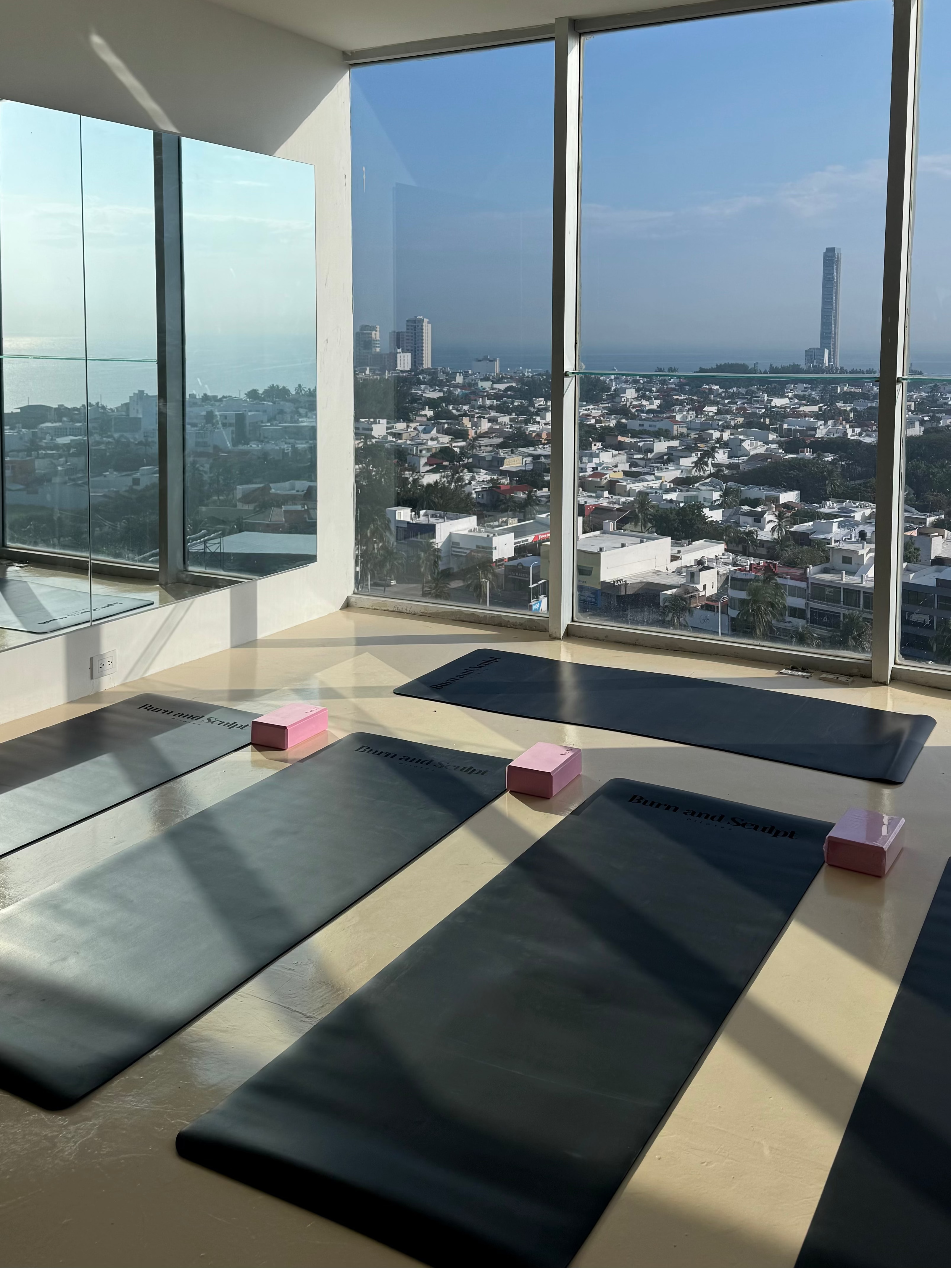 THE SIGNATURE MAT